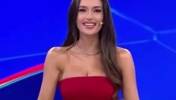 不许说你没听懂!欧冠官方美女主持穆拉蒂!完美颜值和火辣身材~